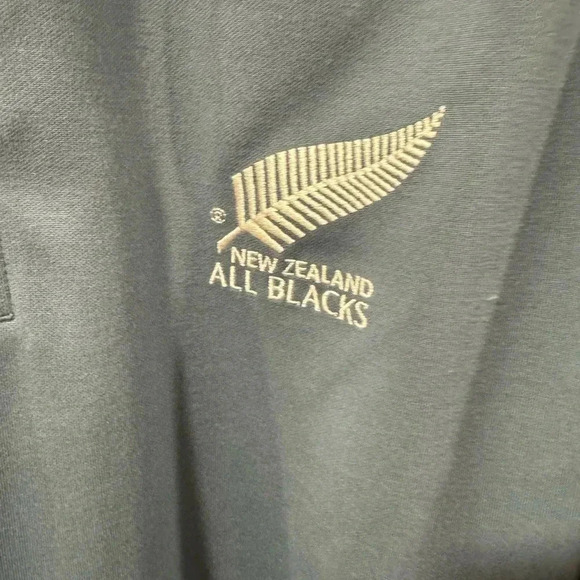 New Zealand All Blacks Rugby  Jersey - Picture 5 of 11